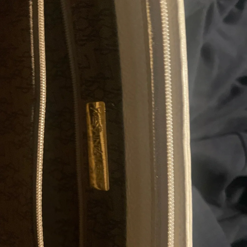 YSL Vintage - Picture 4 of 5